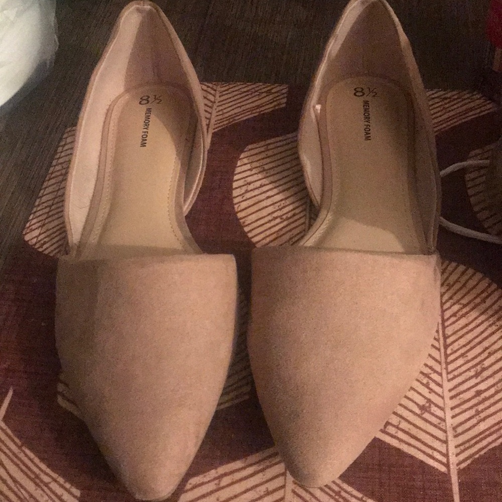Cute pointed flats